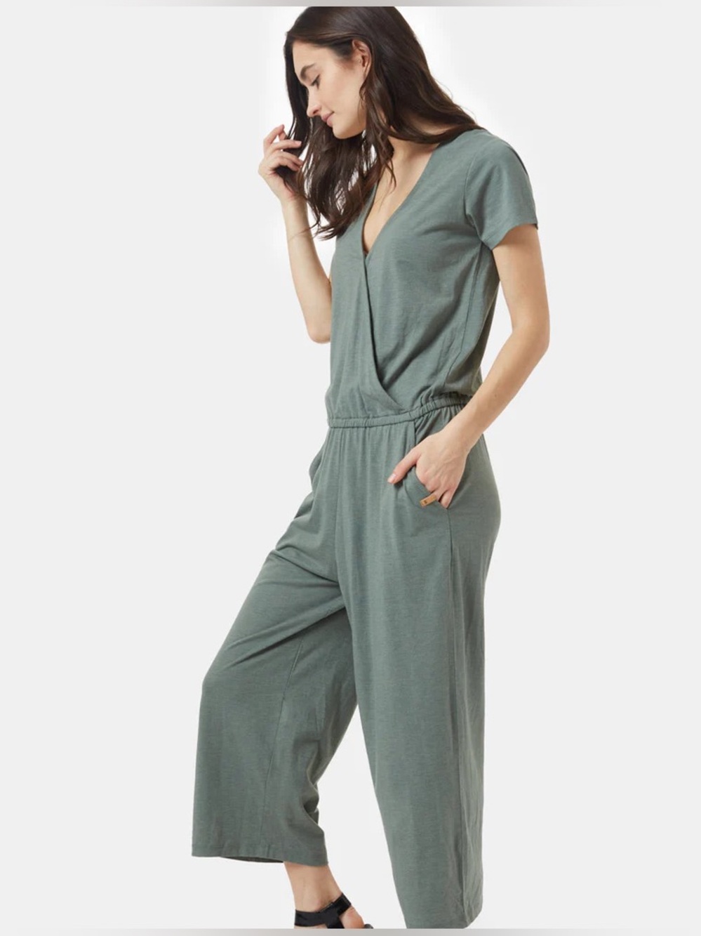 NWT  Wide-Leg Tentree Jumpsuit